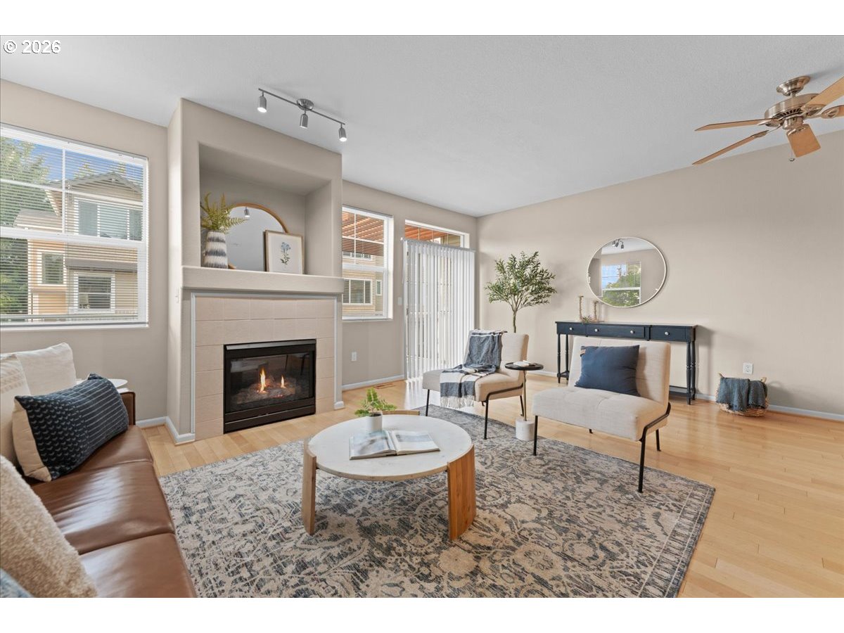 15210 Southwest Sparrow Loop, Unit 105 Beaverton, OR 97007 - Photo 8 of 47
