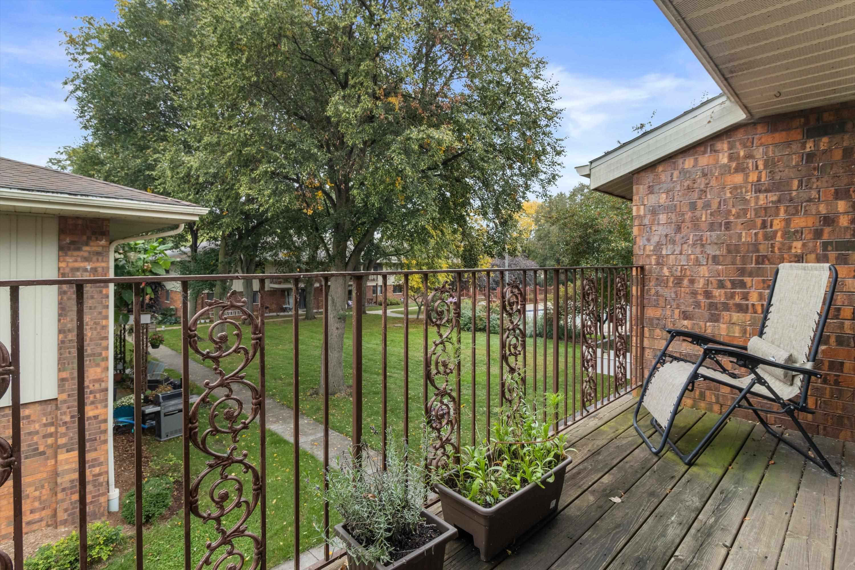 6441 Bridge, Unit 202 Madison, WI 53713 - Photo 21 of 25 Gallery Image 21