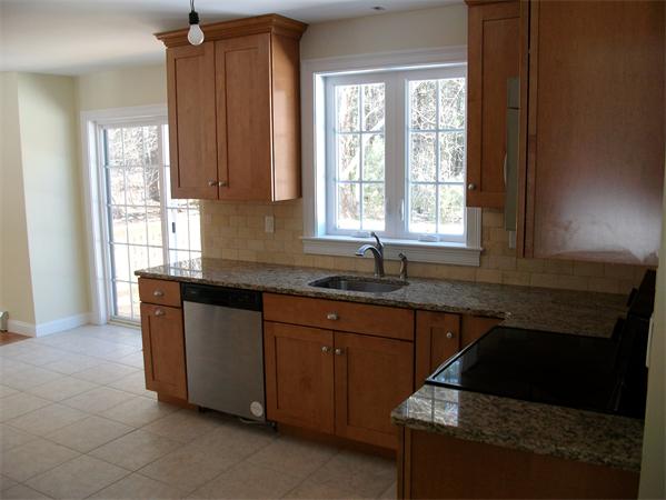 49 Tucker Road Norfolk, MA 02056 - Photo 4 of 30 Gallery Image 4