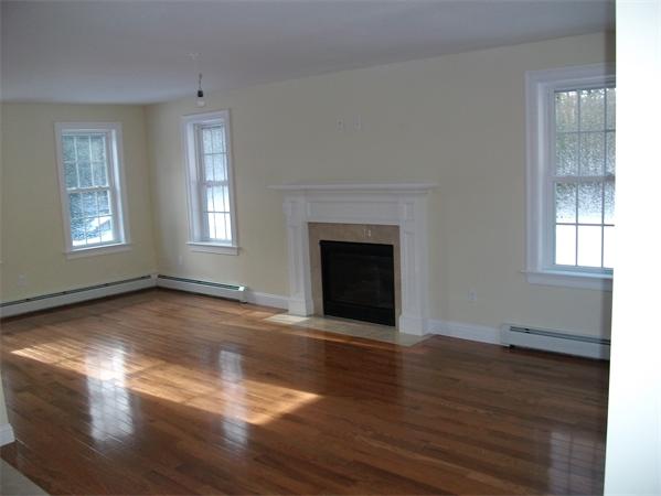 49 Tucker Road Norfolk, MA 02056 - Photo 7 of 30 Gallery Image 7