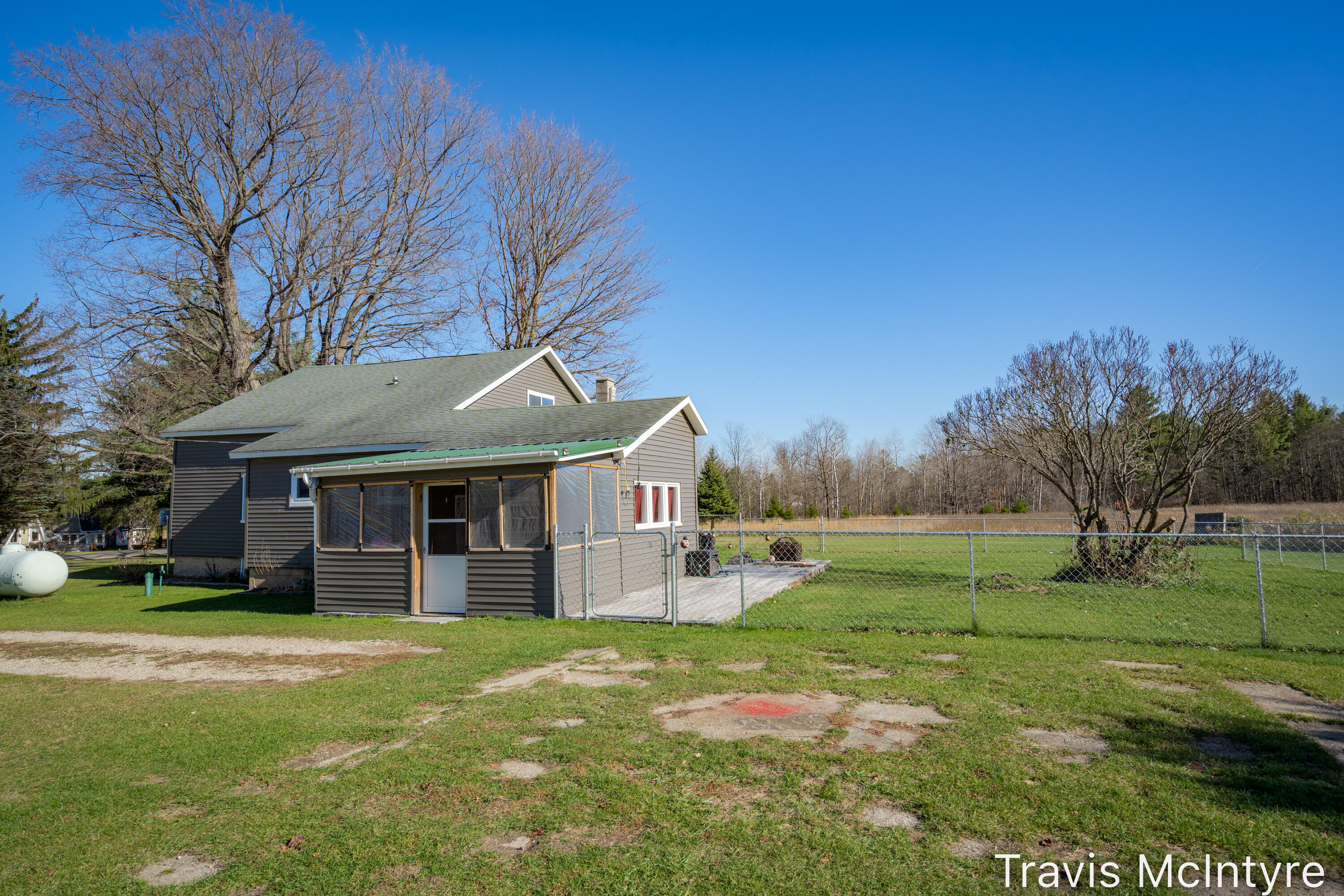 23601 22 Mile Road Paris, MI 49338 - Photo 5 of 33 23601 22Mile-5