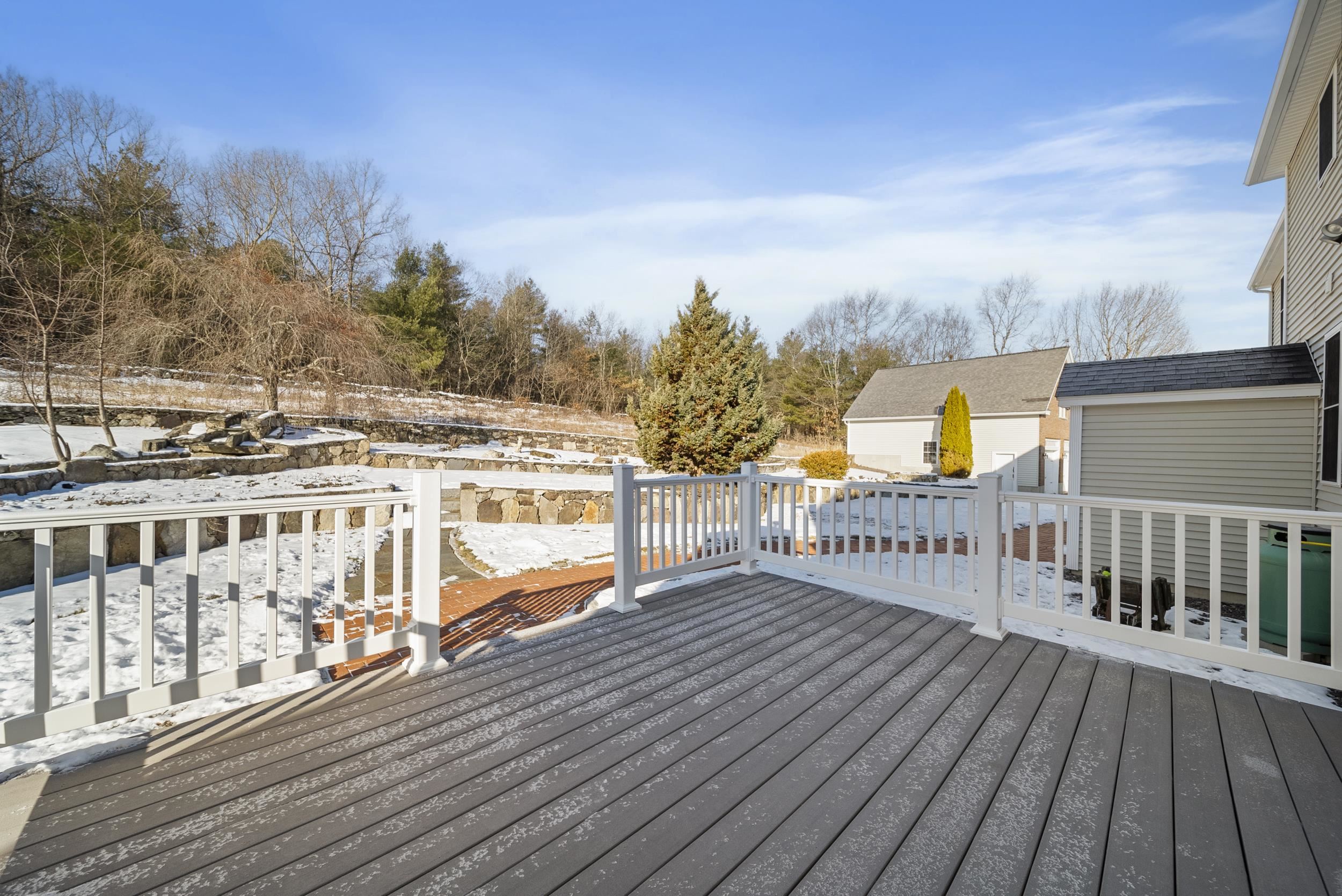 28 Empire Road Pelham, NH 03076 - Photo 42 of 60