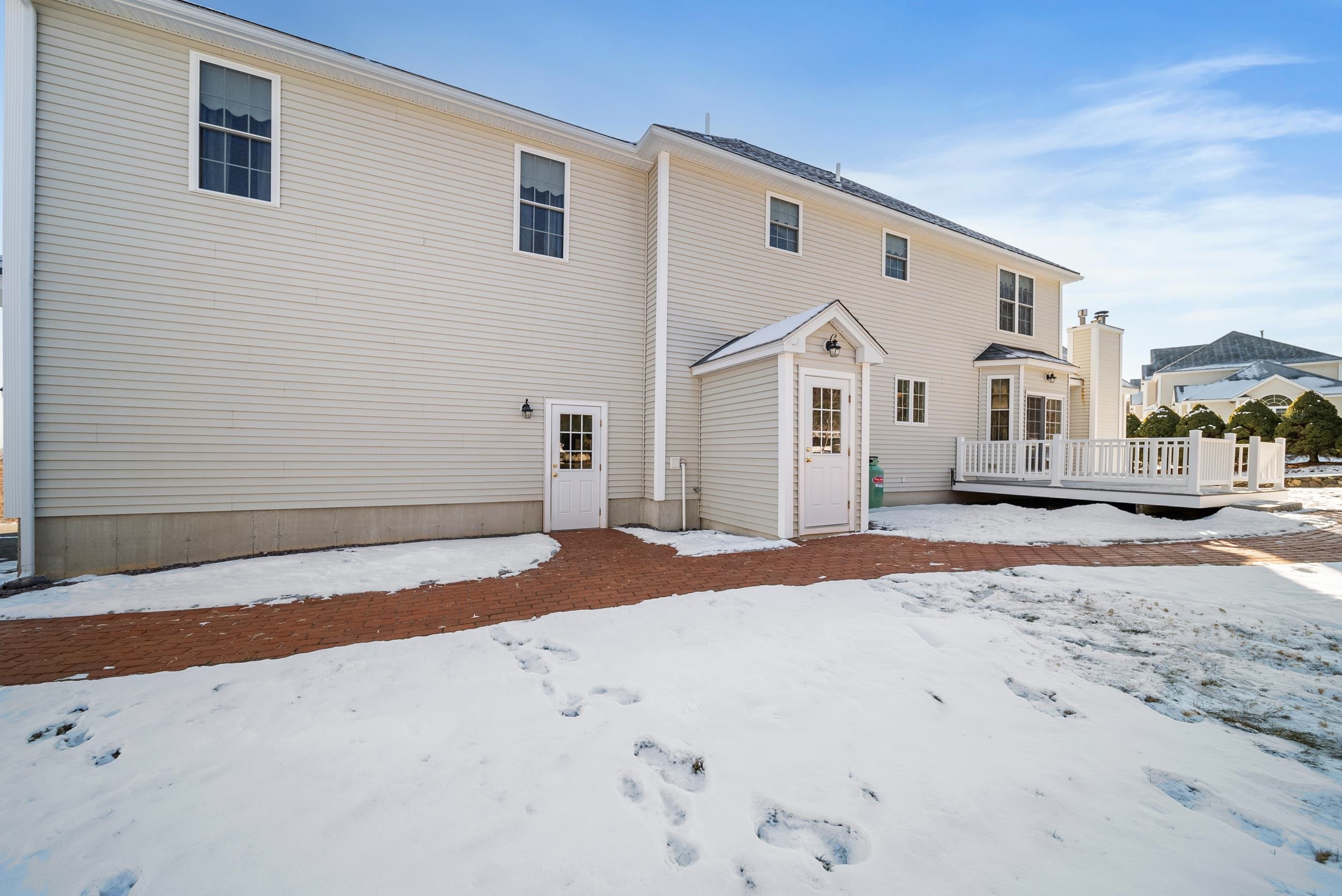28 Empire Road Pelham, NH 03076 - Photo 45 of 60