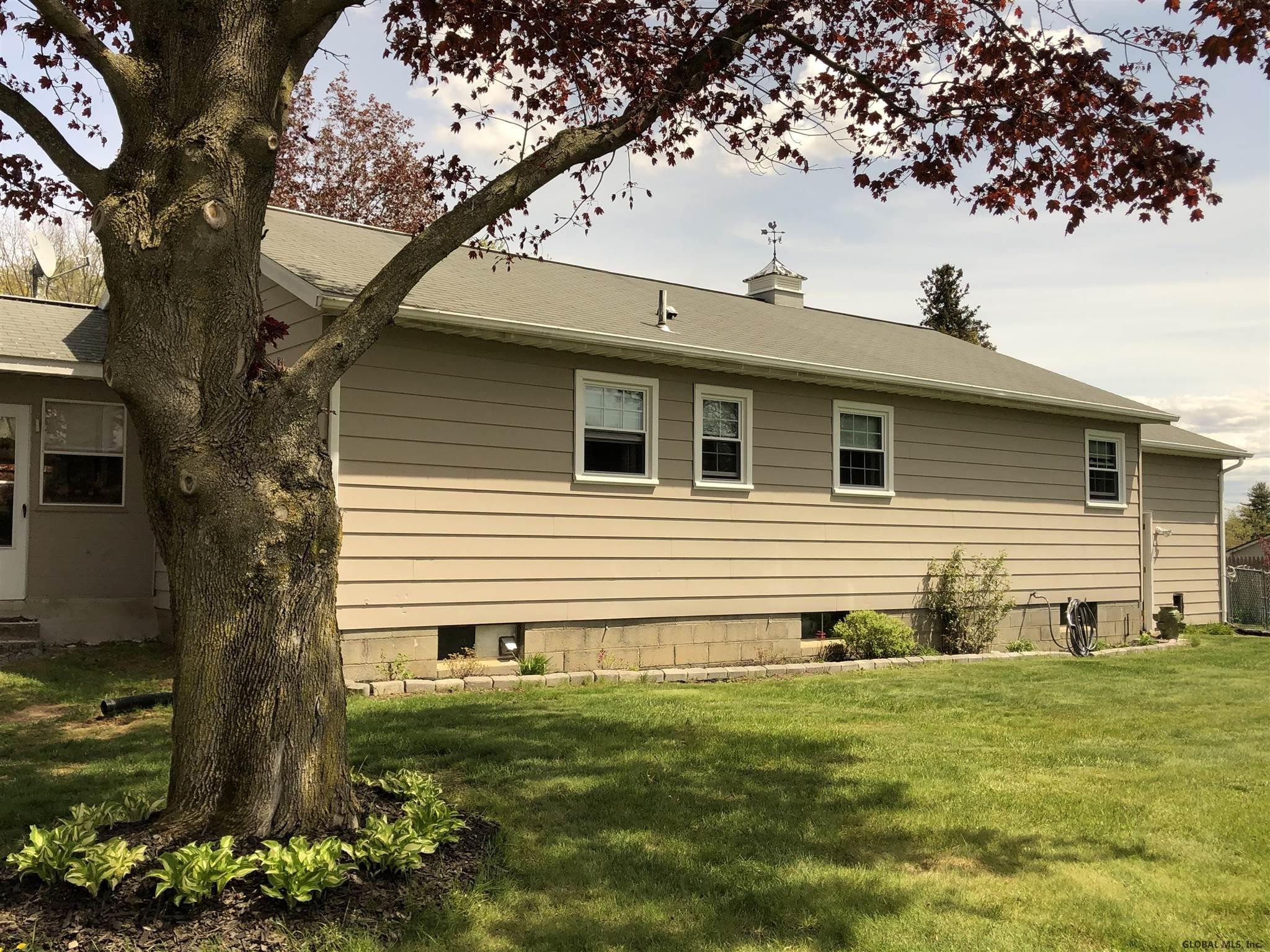 125 Raylinsky Road Malta, NY 12019 - Photo 31 of 36 Photo 31
