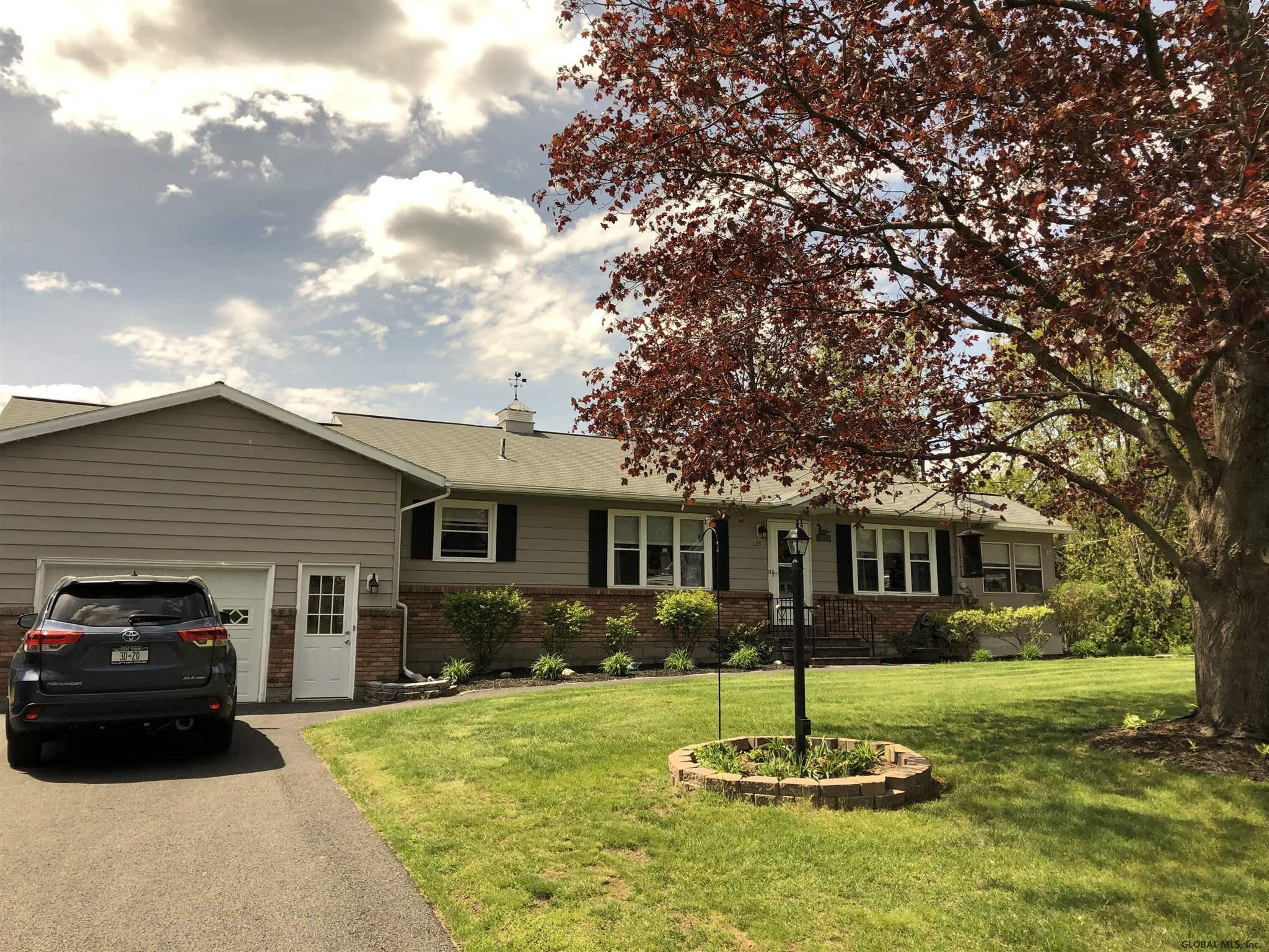 125 Raylinsky Road Malta, NY 12019 - Photo 32 of 36 Photo 32
