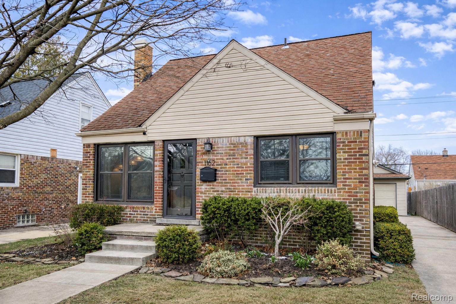 1162 West Eleven Mile Road Berkley, MI 48072 - Photo 6 of 33 11 Mile - Image 1 .jpg