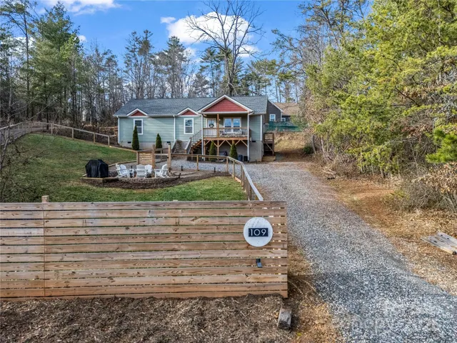$429,900 | 109 Elf Hvn Lane, Weaverville, NC 28787