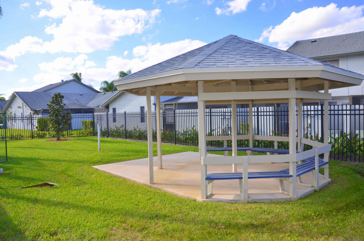 9149 Southwest 21st Court, Unit G Boca Raton, FL 33428 - Photo 25 of 28 20140502205939073726000000-o.jpg