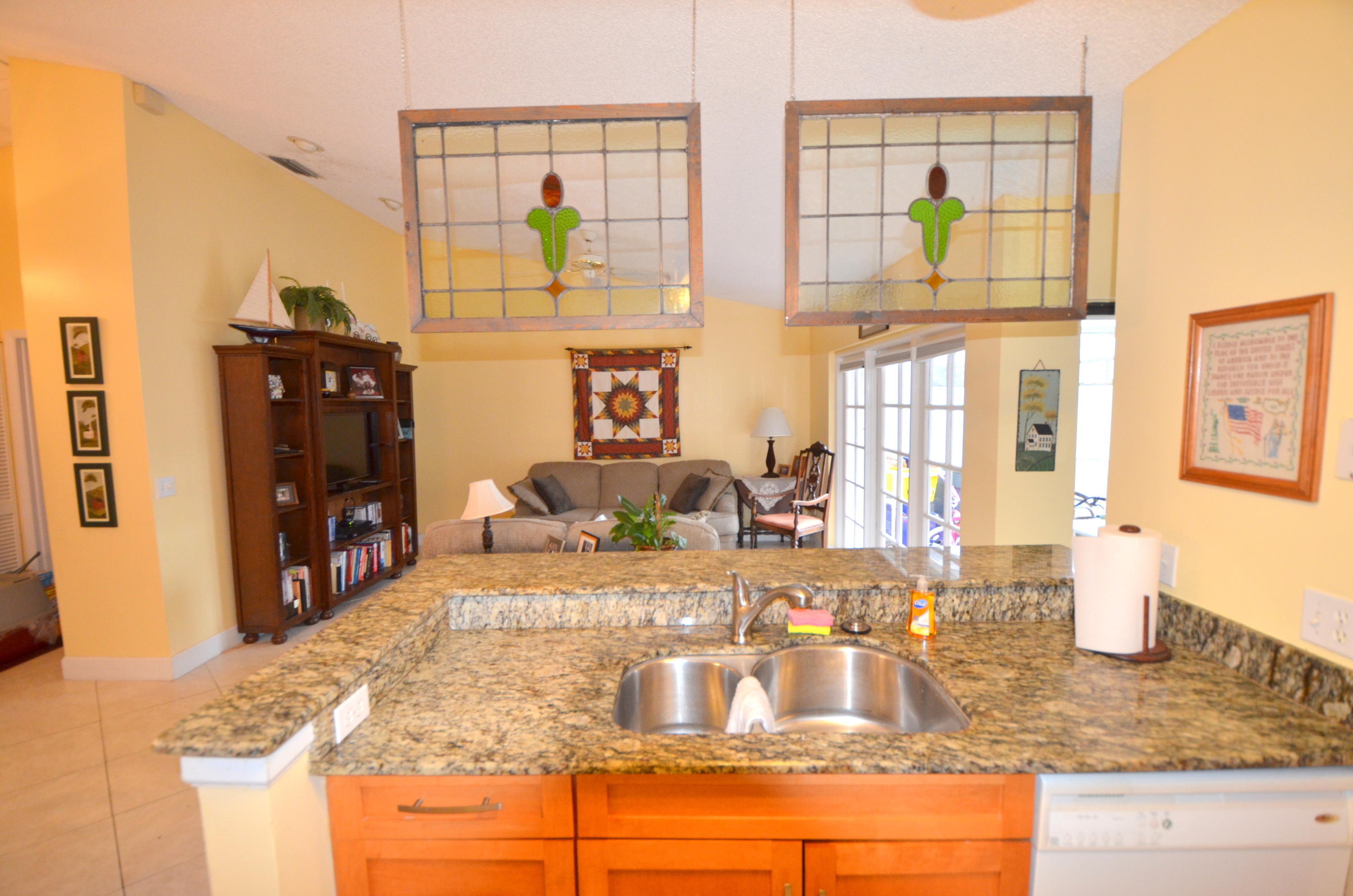 9149 Southwest 21st Court, Unit G Boca Raton, FL 33428 - Photo 7 of 28 Kitchen