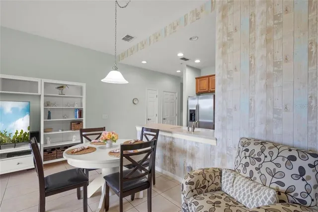 a view of a livingroom and dining room