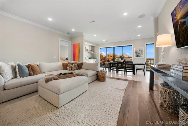 $1,220,000 | 1184 Jeffries Road, Unit 310, Osage Beach, MO 65065