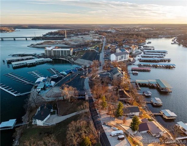 $1,220,000 | 1184 Jeffries Road, Unit 310, Osage Beach, MO 65065