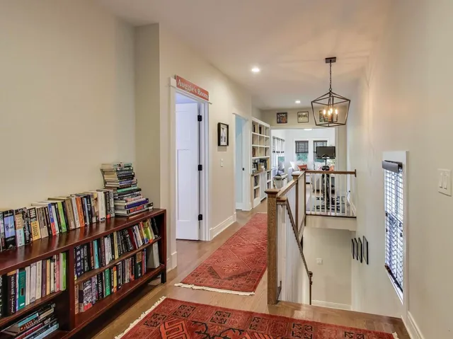 $1,050,000 | 828 Wesley Avenue, Oak Park, IL 60304