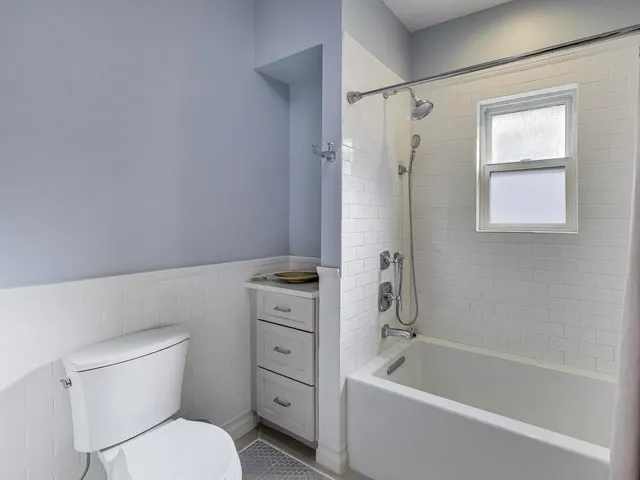 $1,050,000 | 828 Wesley Avenue, Oak Park, IL 60304