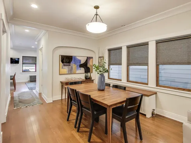 $1,050,000 | 828 Wesley Avenue, Oak Park, IL 60304