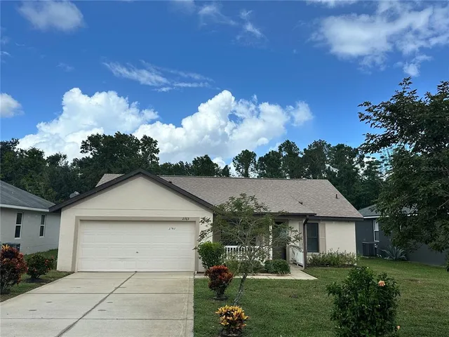 $1,900 | 2763 Athens Drive, Leesburg, FL 34748