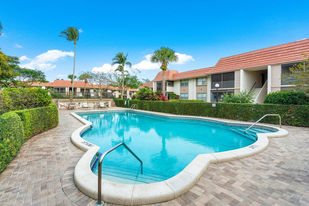 1024 Northwest 13th Street, Unit 127B Boca Raton, FL 33486 - Photo 19 of 21 Pool