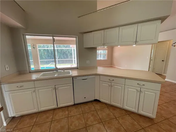 $2,900 | 6792 Weatherby Court, Naples, FL 34104