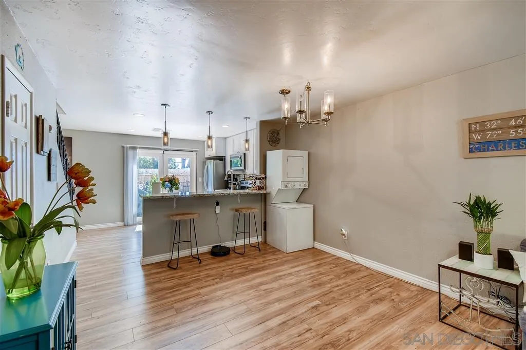 8322 Panorama Ridge Court Spring Valley, CA 91977 - Photo 8 of 24 Gallery Image 8