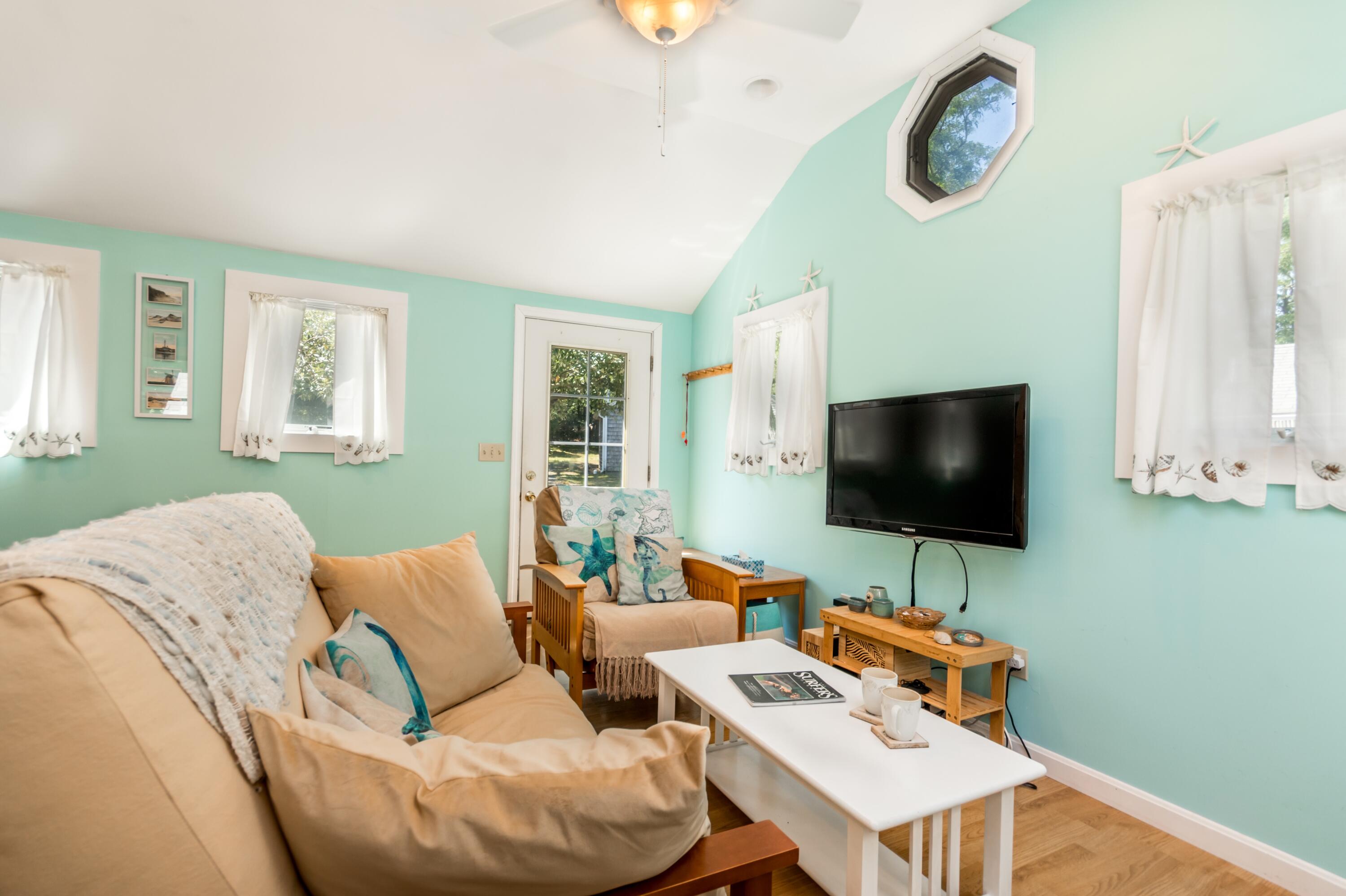 319 South Orleans Road, Unit 2 Orleans, MA 02653 - Photo 11 of 36 Cathedral living room
