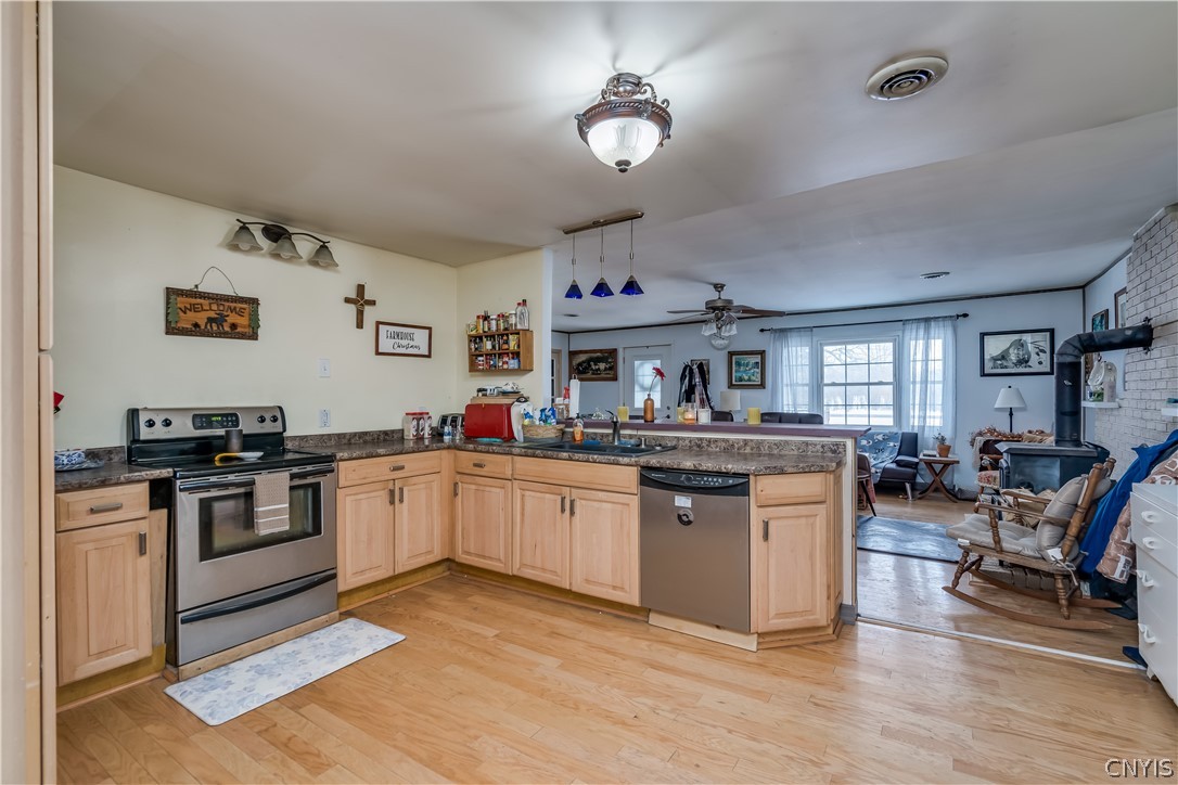 13422 Sulphur Springs Road Hounsfield, NY 13685 - Photo 16 of 31