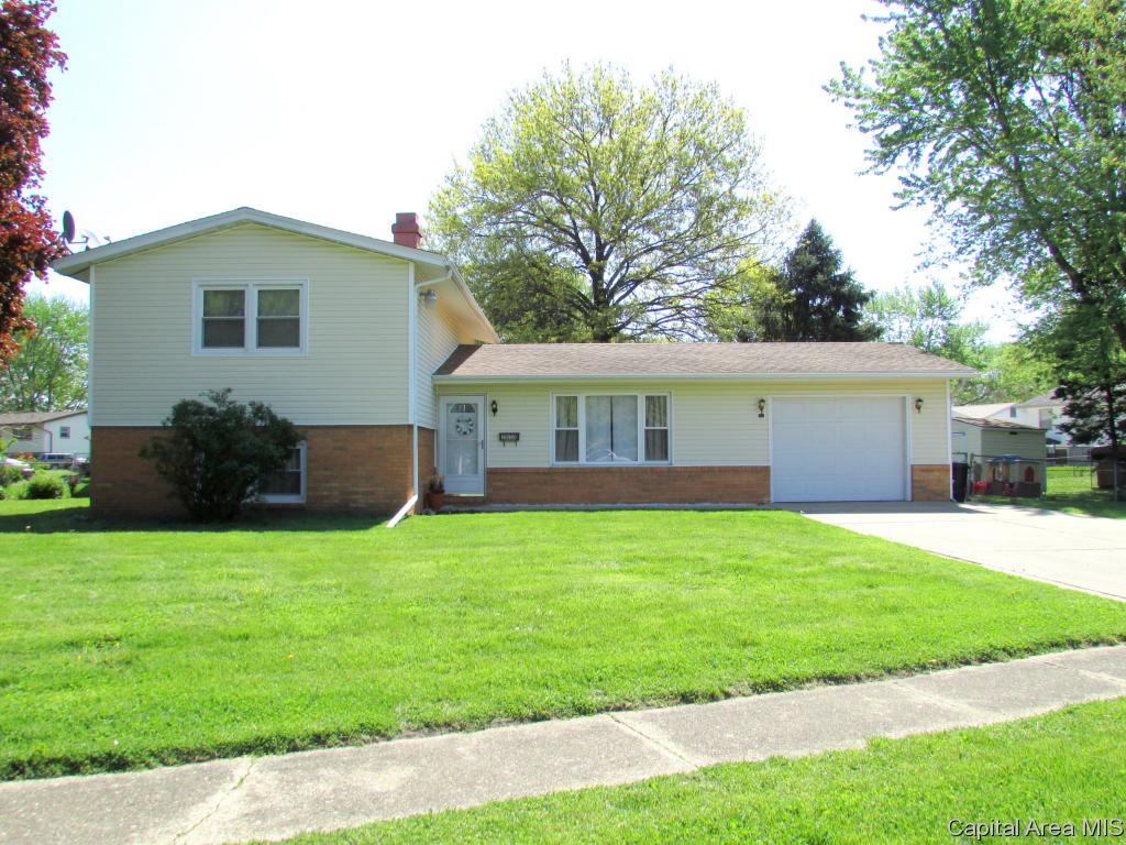 2050 Sudbury Street Springfield, IL 62702 - Photo 1 of 19