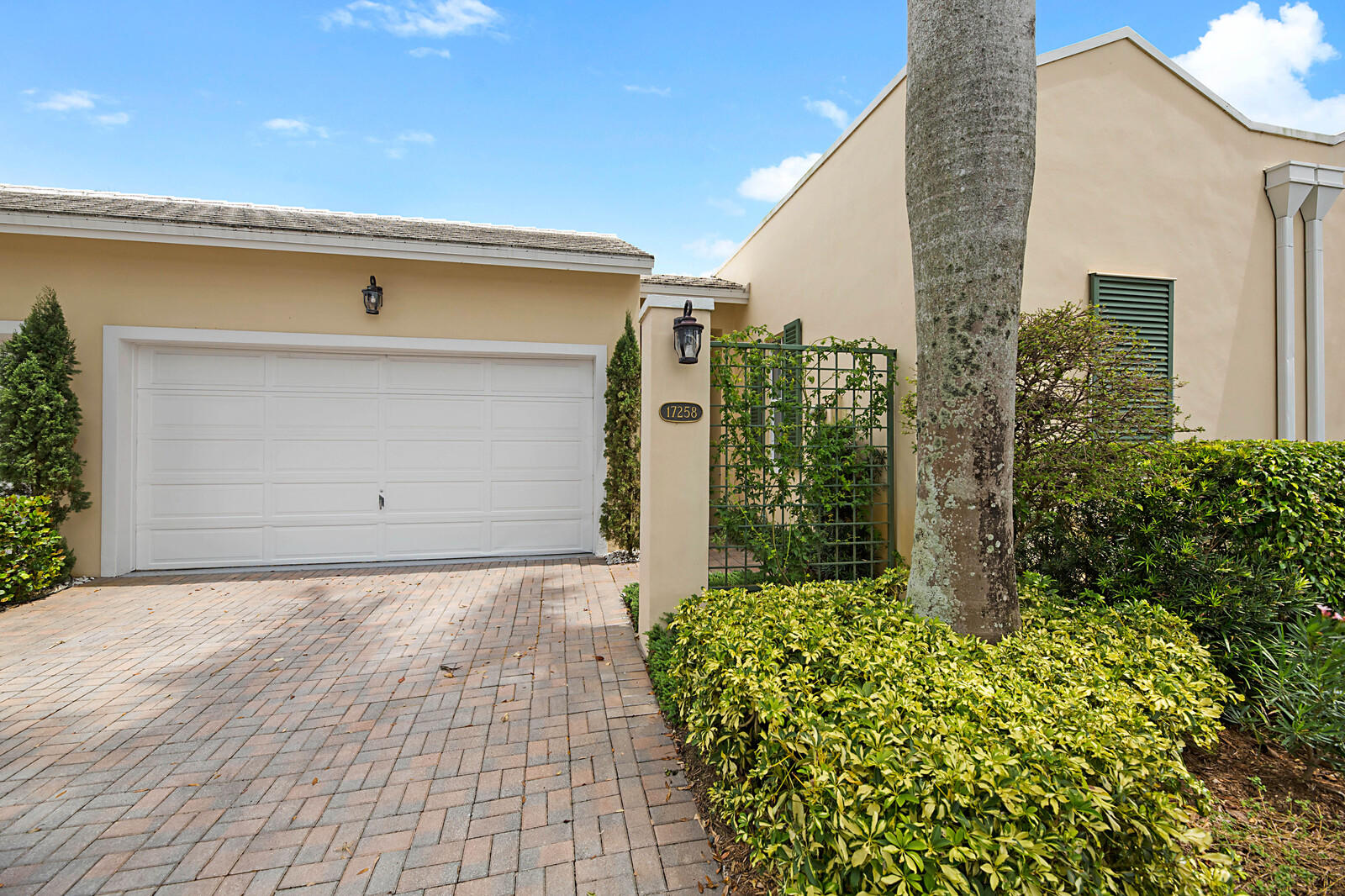17258 Bermuda Village Drive Boca Raton, FL 33487 - Photo 2 of 45 17258 Bermuda Village Drive