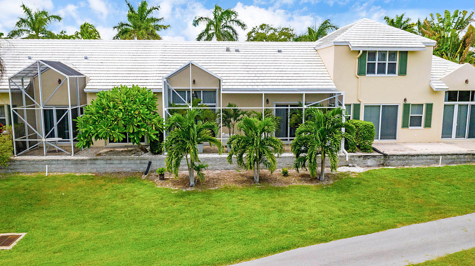 17258 Bermuda Village Drive Boca Raton, FL 33487 - Photo 37 of 45 Exterior Rear