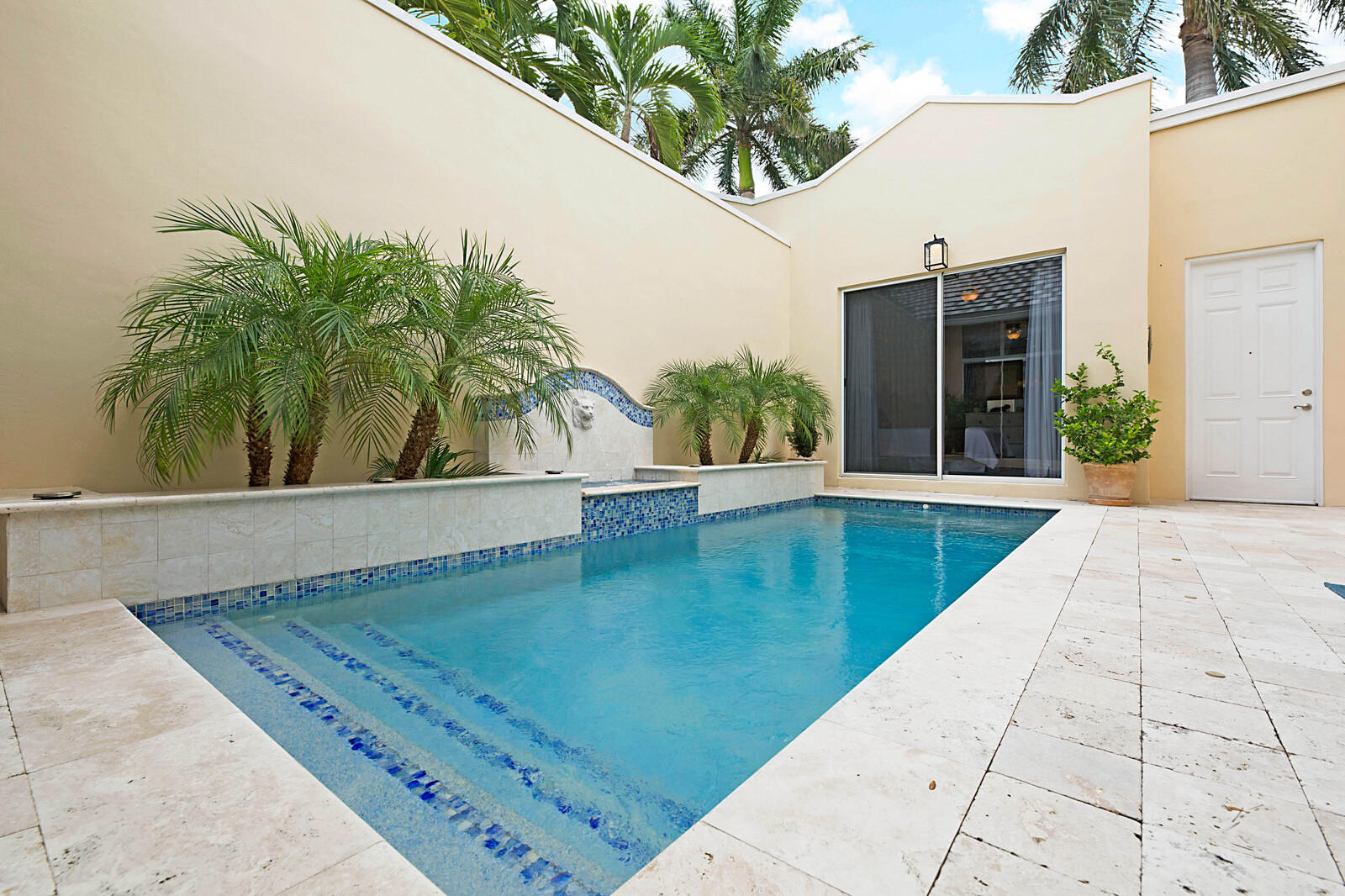 17258 Bermuda Village Drive Boca Raton, FL 33487 - Photo 6 of 45 Courtyard & Pool