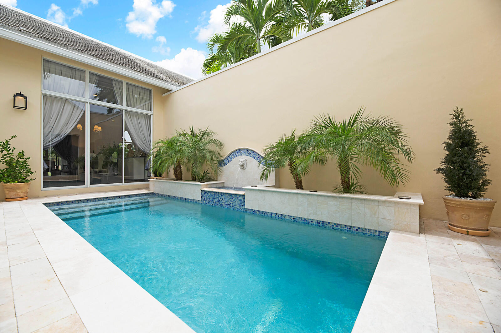 17258 Bermuda Village Drive Boca Raton, FL 33487 - Photo 7 of 45 Courtyard & Pool