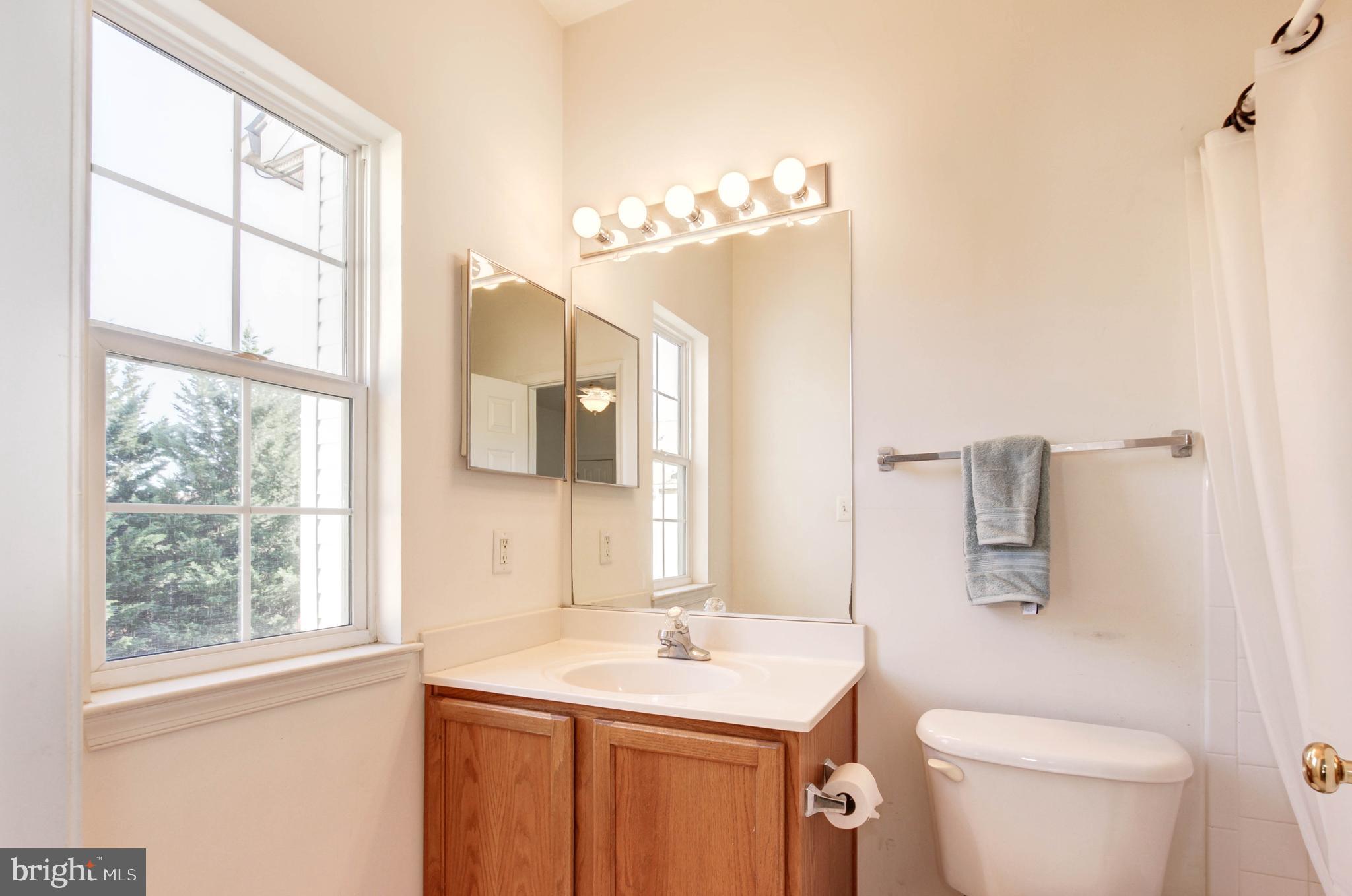 14028 Rockingham Road Germantown, MD 20874 - Photo 12 of 18 Gallery Image 12