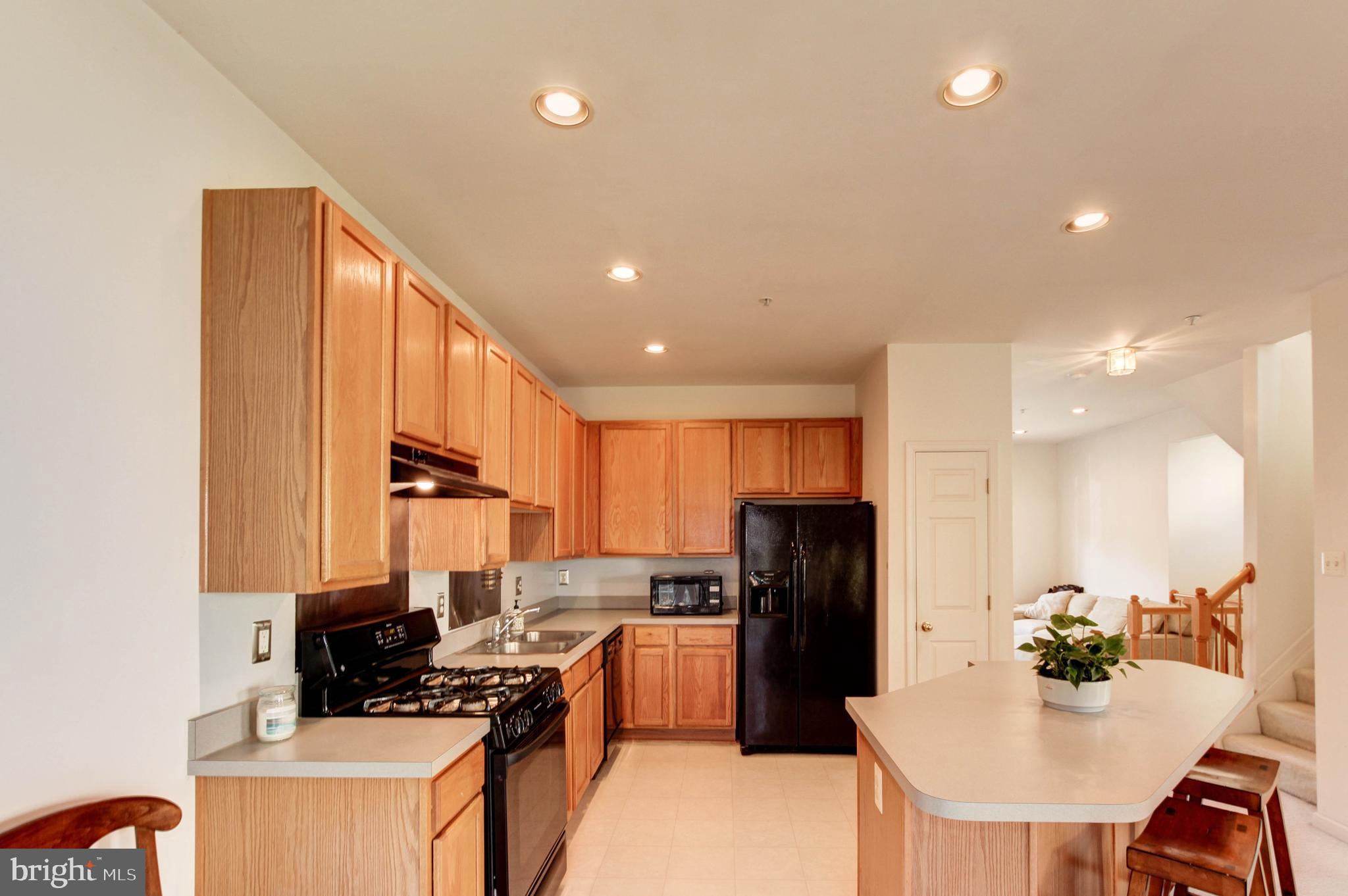 14028 Rockingham Road Germantown, MD 20874 - Photo 6 of 18 Gallery Image 6