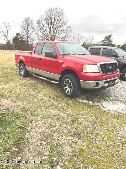 4620 Holy Cross Road Loretto, KY 40037 - Photo 18 of 18 2008 Ford extended cab with 140,000