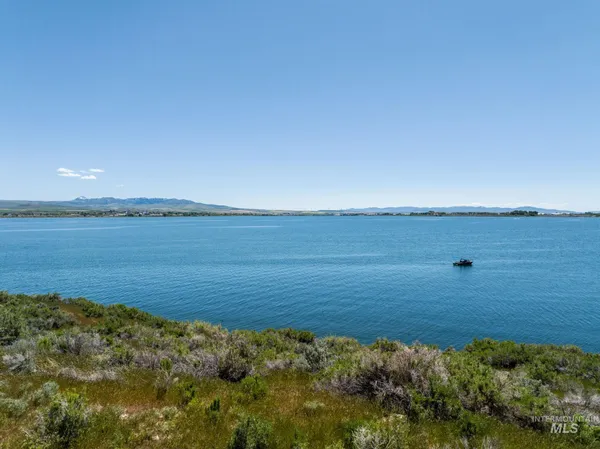 $189,000 | Lot 9 Cedar Lane, American Falls, ID 83211