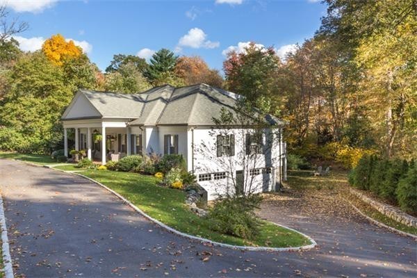 28 McCall Road Winchester, MA 01890 - Photo 27 of 30