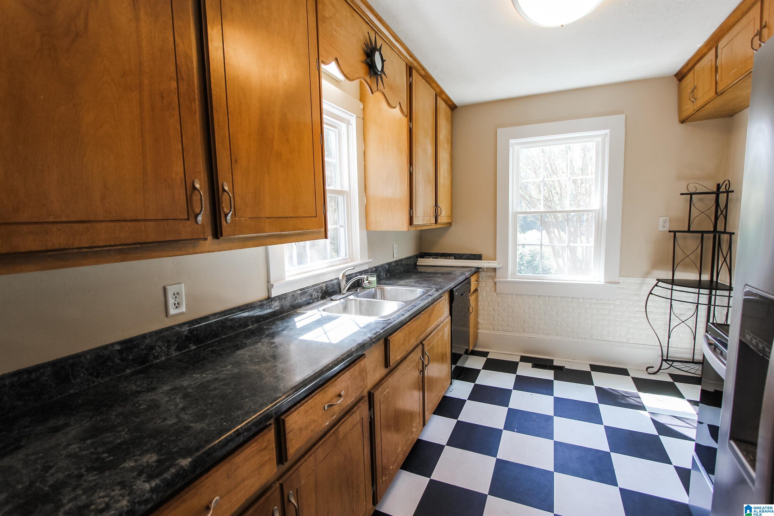 409 East 5th Street Anniston, AL 36207 - Photo 33 of 63