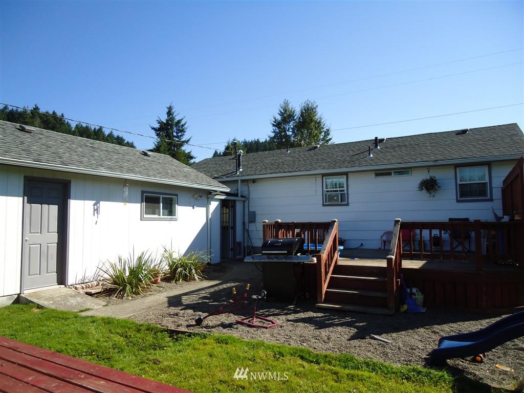 237 Southwest 16th Street Chehalis, WA 98532 - Photo 8 of 11 Gallery Image 8
