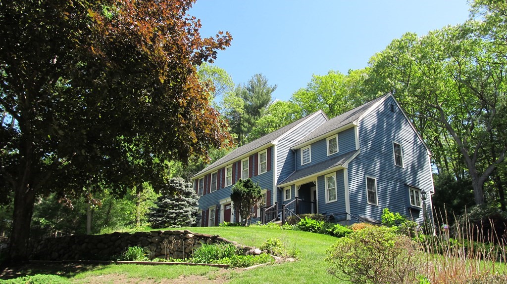14 Ordway Road Hudson, MA 01749 - Photo 1 of 42 Gallery Image 1