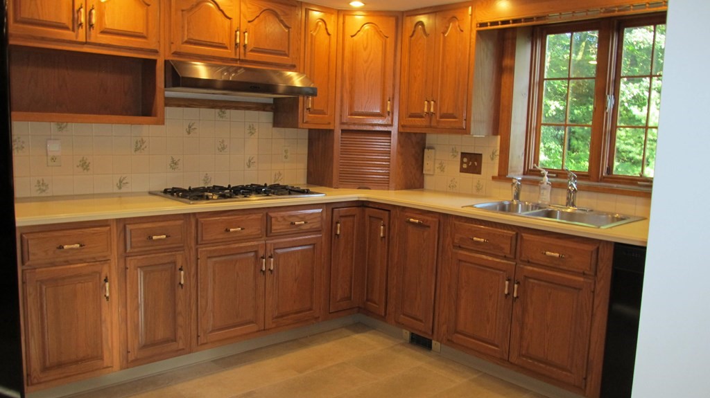 14 Ordway Road Hudson, MA 01749 - Photo 14 of 42 Gallery Image 14