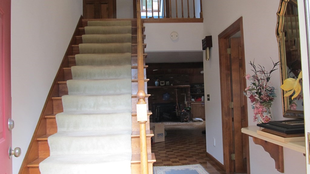 14 Ordway Road Hudson, MA 01749 - Photo 6 of 42 Gallery Image 6