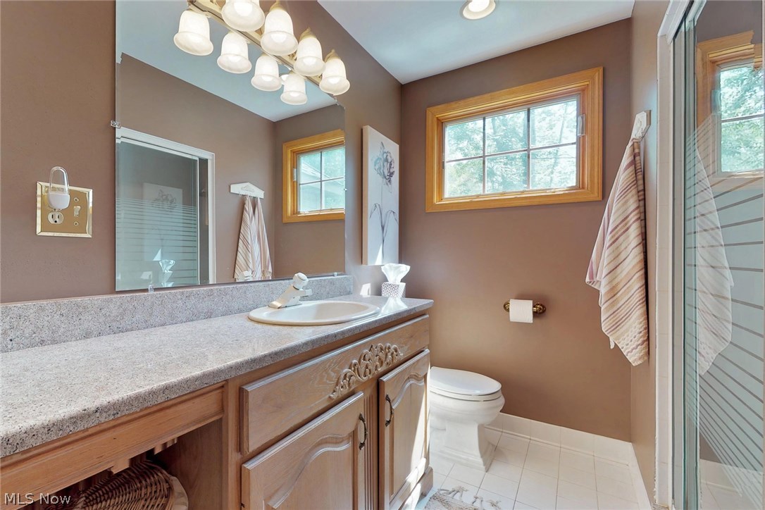 11639 County Line Road Chesterland, OH 44026 - Photo 16 of 33 Gallery Image 16