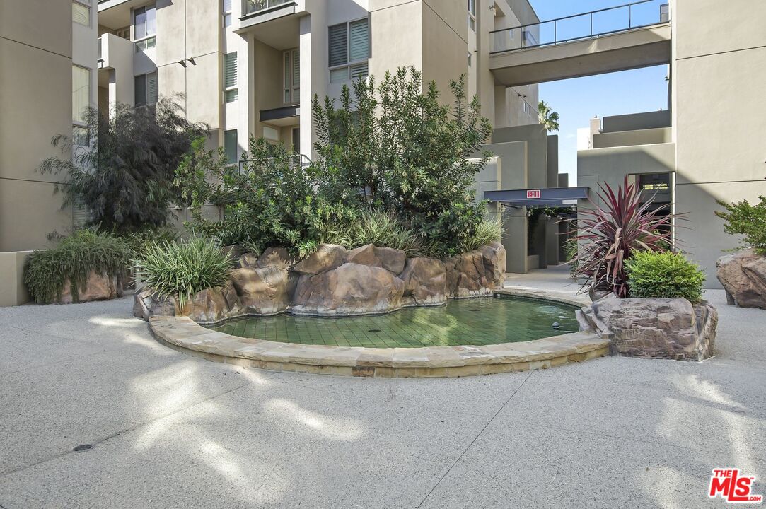 13044 Pacific Promenade, Unit 417 Playa Vista, CA 90094 - Photo 23 of 31