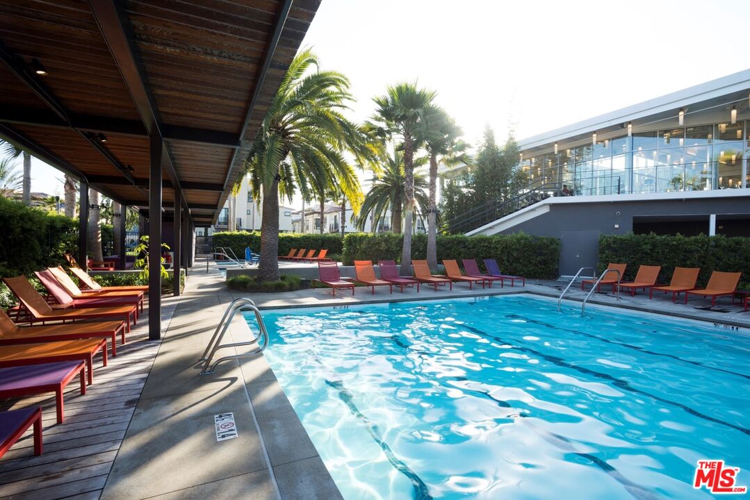 13044 Pacific Promenade, Unit 417 Playa Vista, CA 90094 - Photo 30 of 31 a view of outdoor space with seating