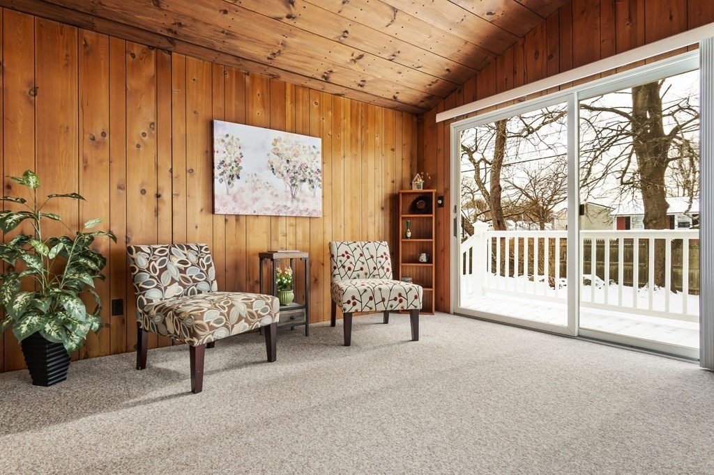 56 Longmeadow Road Beverly, MA 01915 - Photo 12 of 26 Gallery Image 12