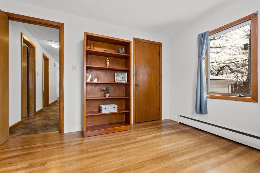 56 Longmeadow Road Beverly, MA 01915 - Photo 18 of 26 Gallery Image 18