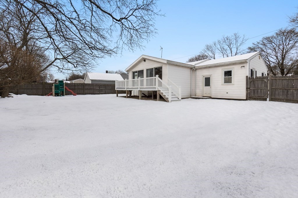 56 Longmeadow Road Beverly, MA 01915 - Photo 24 of 26 Gallery Image 24