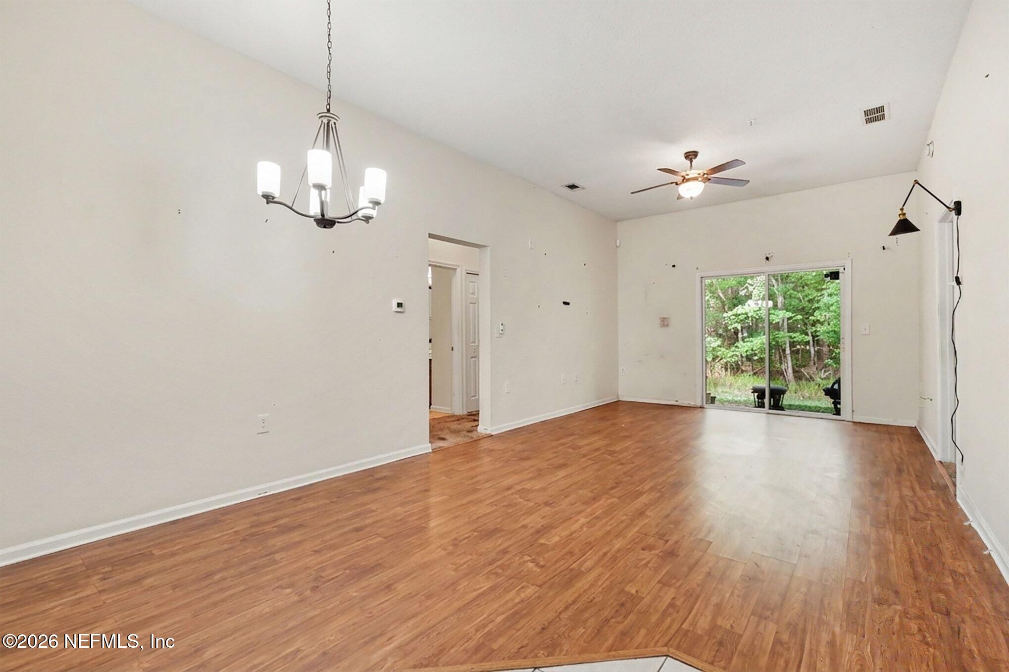 7920 Merrill Road, Unit 1808 Jacksonville, FL 32277 - Photo 5 of 23 005_file_1551