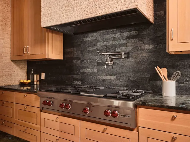 $5,995,000 | 2705 Island Ledge Cove, Austin, TX 78746