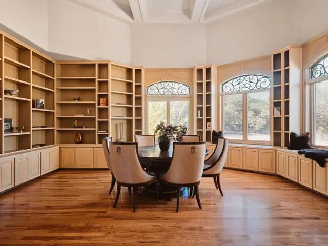 $5,995,000 | 2705 Island Ledge Cove, Austin, TX 78746