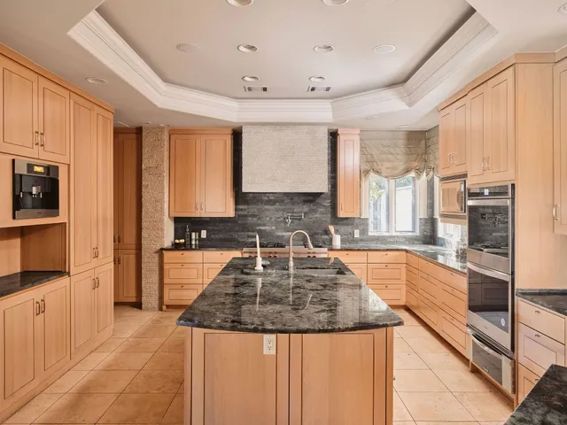 $5,995,000 | 2705 Island Ledge Cove, Austin, TX 78746